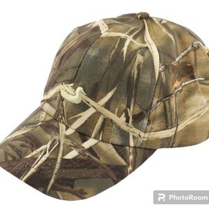 Realtree MAX-5 Camouflage Hat by Southern Marsh - Unisex - Excellent Condition